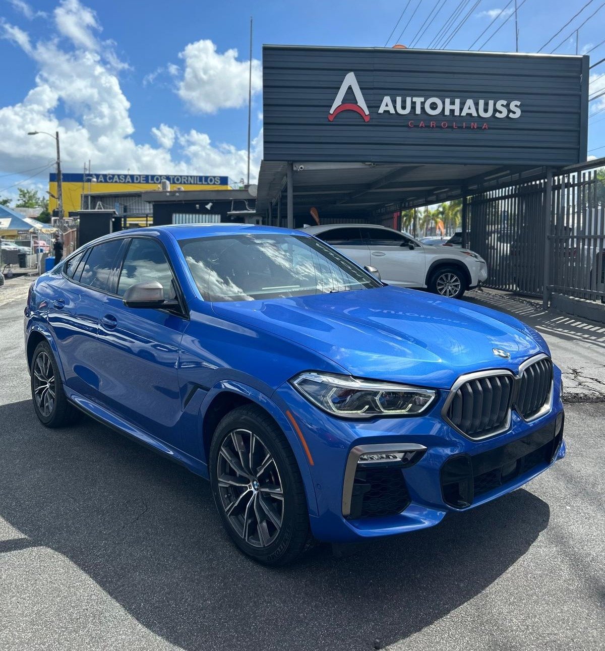 2020 BMW X6 M50i