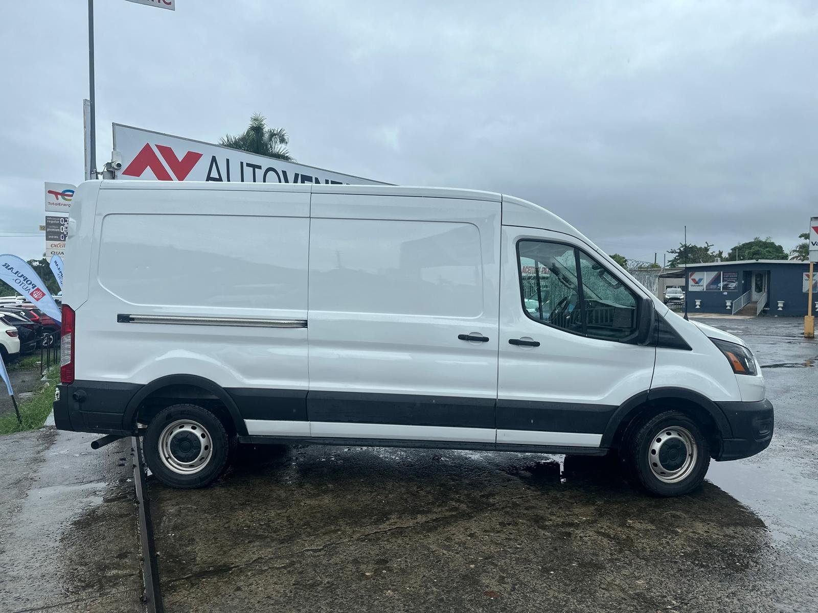 2020 Ford Transit 250